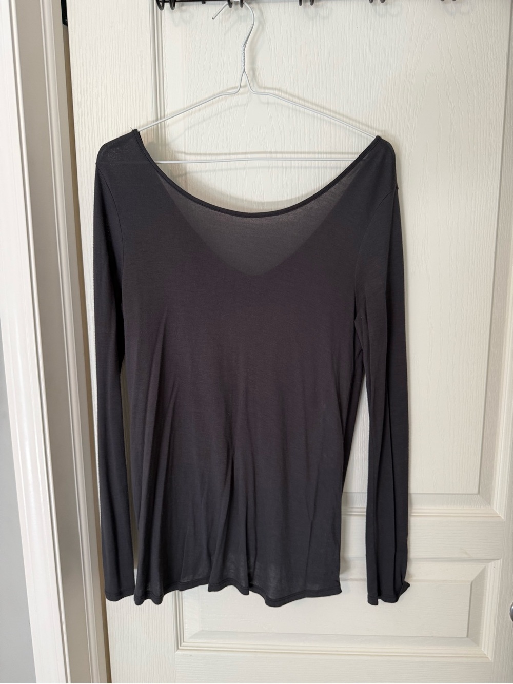 Express Dark Grey Long Sleeve Scoop Neck Tee - Size XS